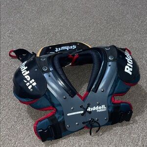 Riddell Football Shoulder Pads